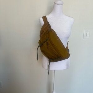 REI Mustard Green Belt Bag